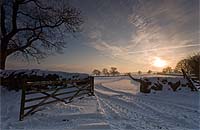2055 A Days Toil Chris Gilbert, Ravenseye Gallery, Peak District, Photographs, Courses